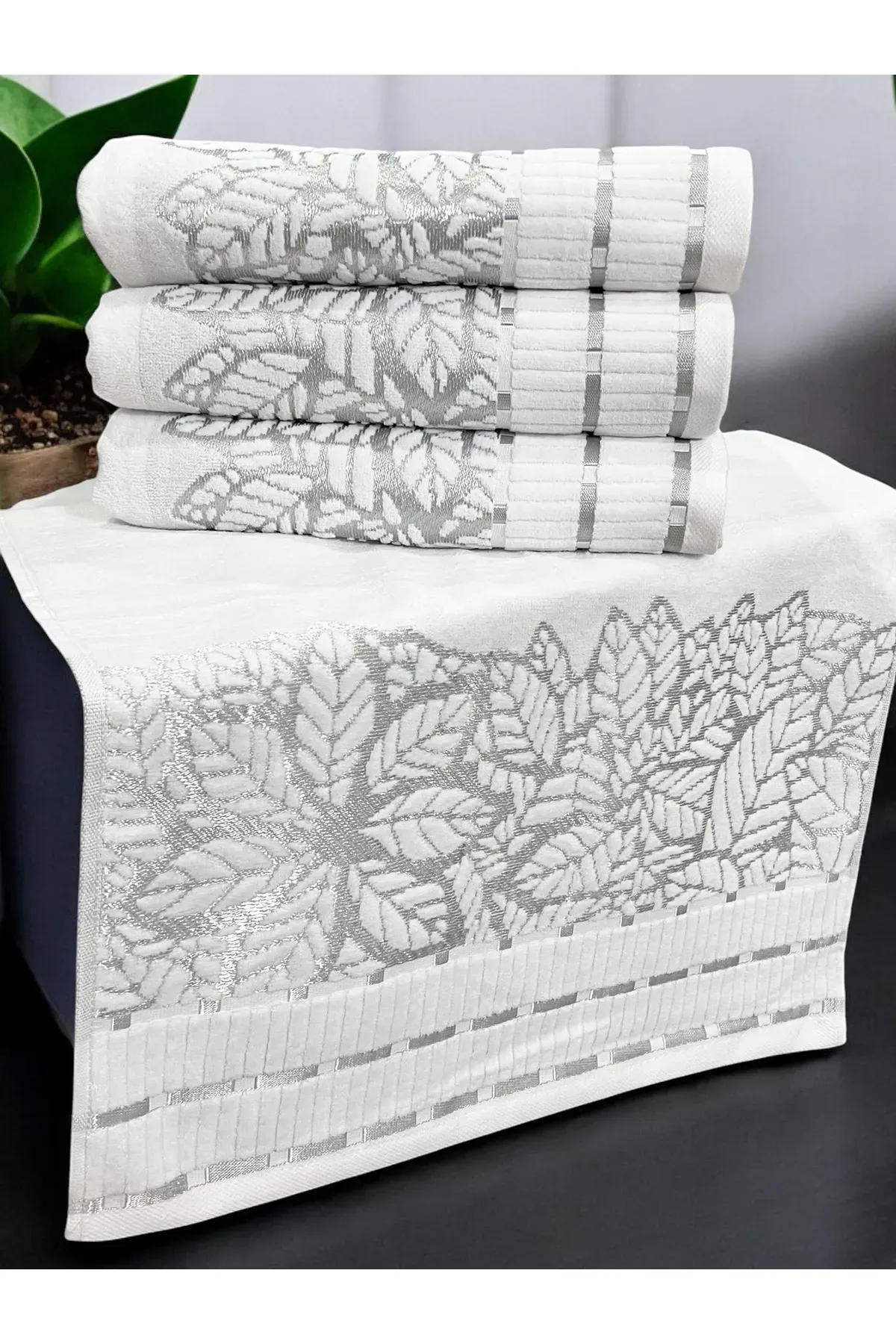 12 Adet Kadife Lüks Jakarlı Çeyizlik 50x90 El ve Yüz Havlusu