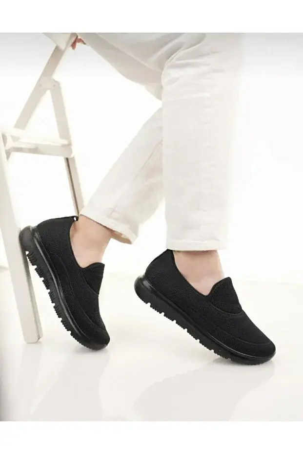Yazlık rahat kullanım bağcıksız siyah erkek günlük ayakkabı
